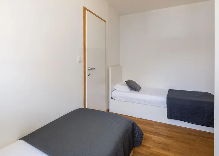 Daire Lasta - Private Parking X2 *