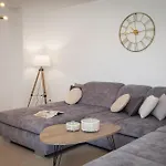 Appartement Lasta - Private Parking X2 *