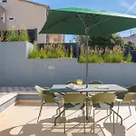 Appartement Lasta - Private Parking X2